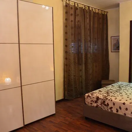 Aria Dell' Etna Bed and Breakfast